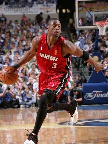 羽联总决赛：国羽两混双齐出线 “梁王”保留出线希望