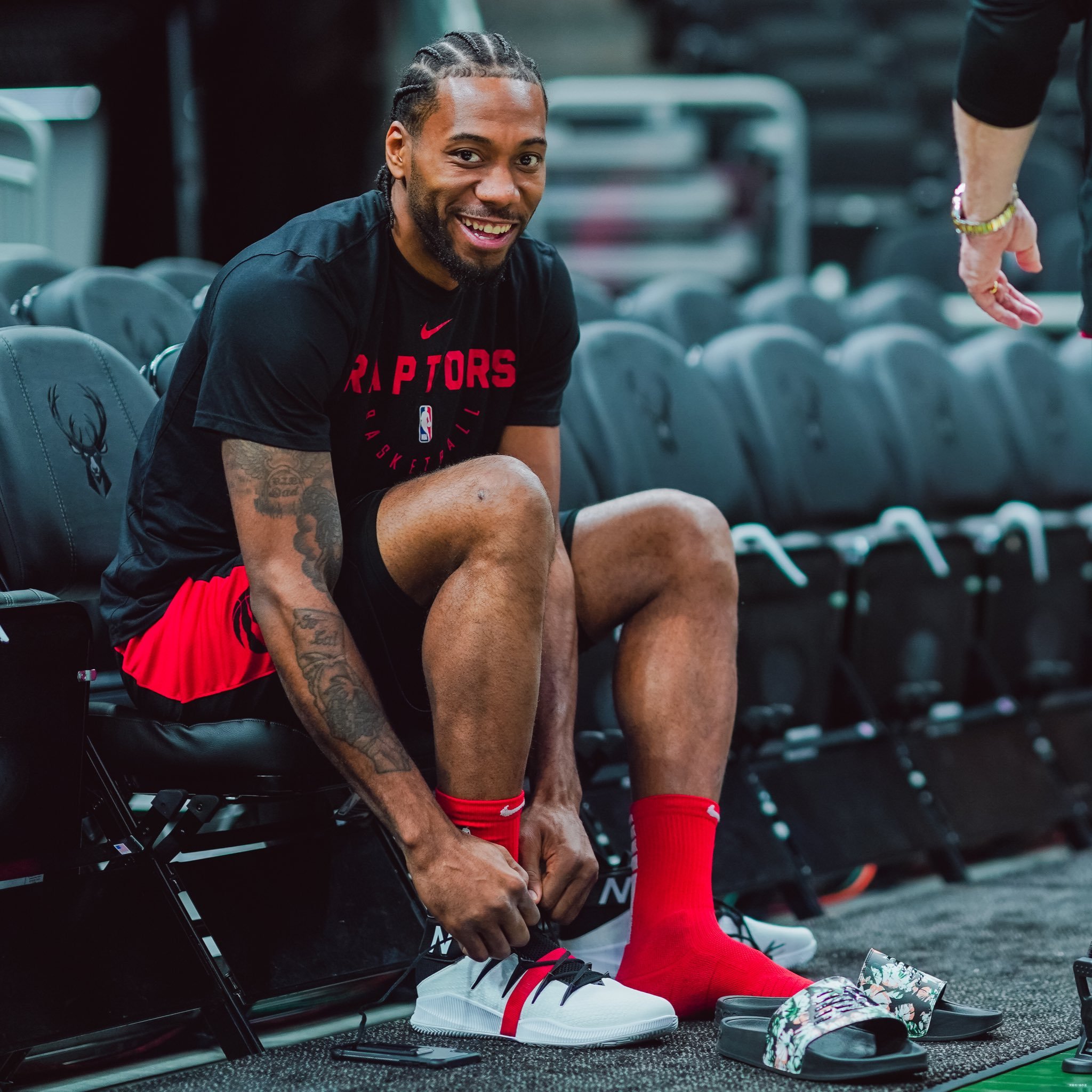 曝快船将与保罗和其经纪团队合作 进行为其寻找下家