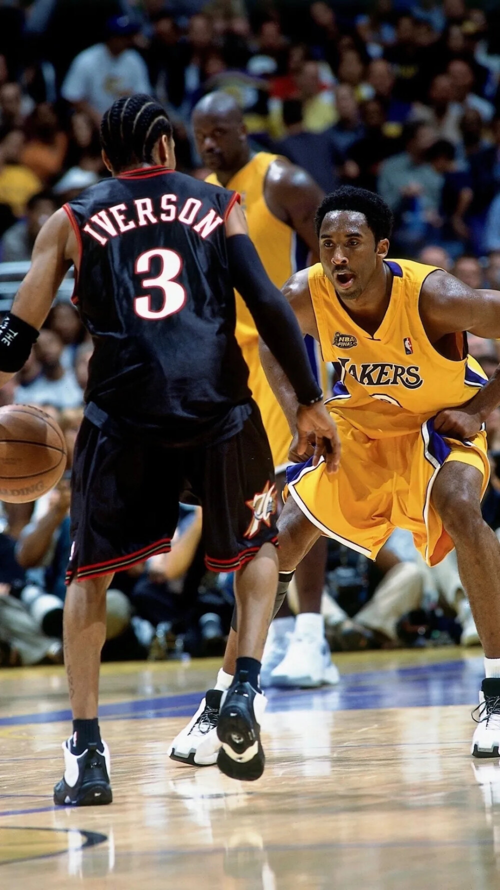 欧冠：阿森纳2-2平埃因霍温，总比分9-3晋级八强