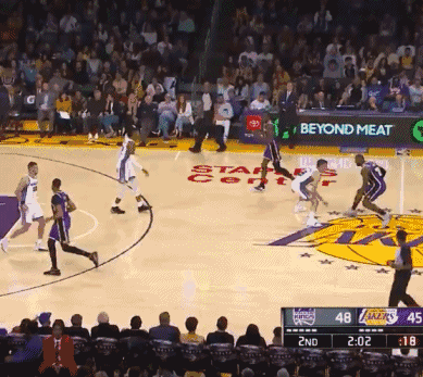 拦不住啊！科尔被驱逐 拦不住啊！科尔被驱逐