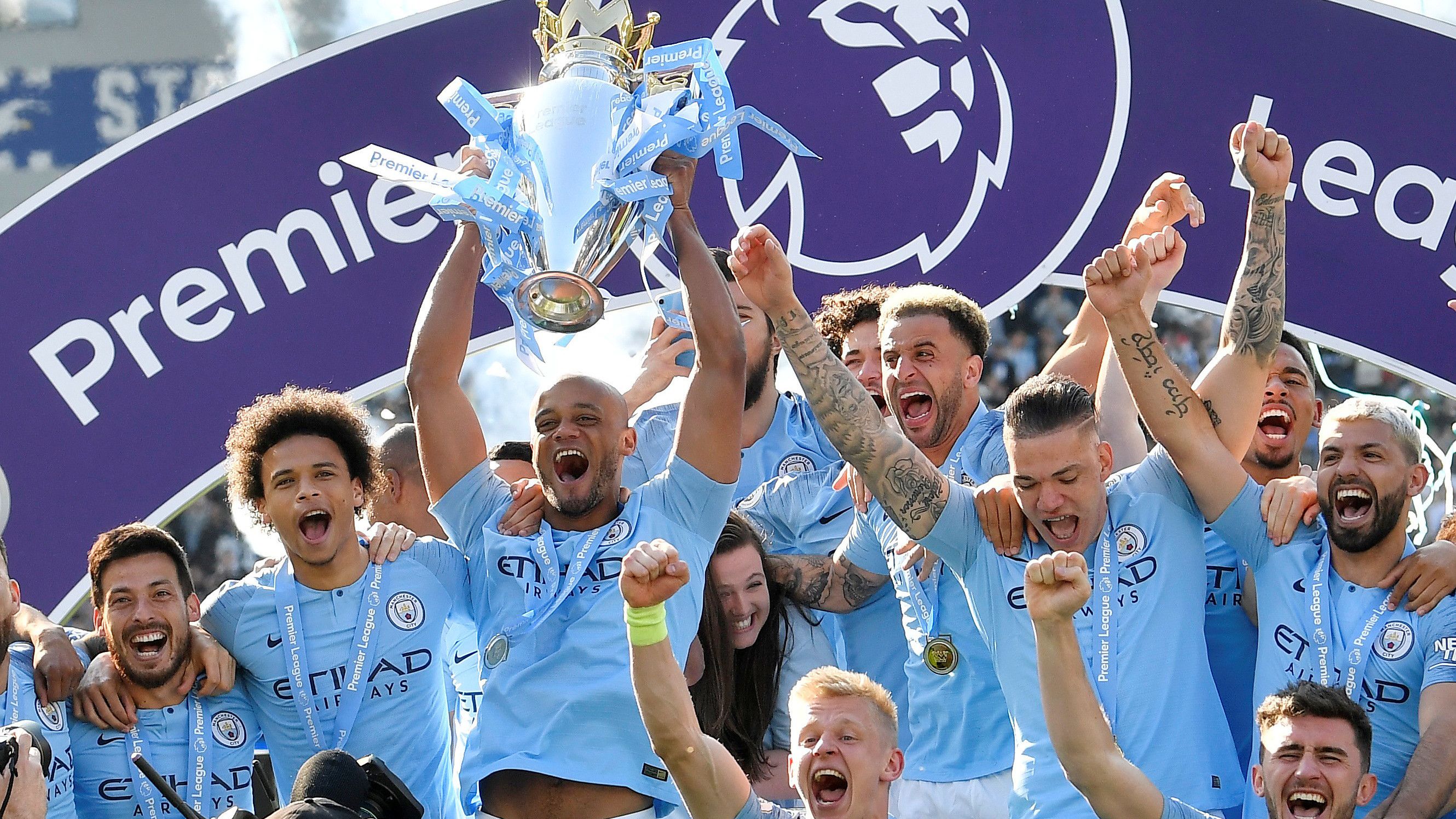 口碑逆转 预约突破50W 英勇之地端游究竟有何魅力