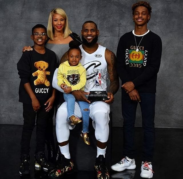 巴特勒是场外场内都够硬啊！来看看JB曾经的那些女友们！