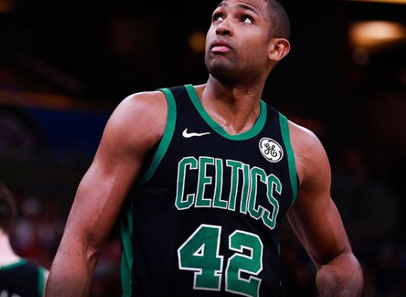 东契奇MVP竞争白热化，独行侠3月连胜