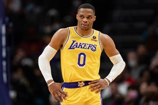 都体：两家沙特俱乐部有意迪巴拉，但球员想留在欧洲主流联赛